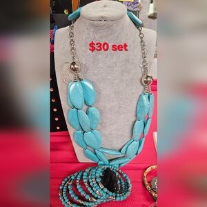 Paparazzi Turquoise and Silver Necklace Set